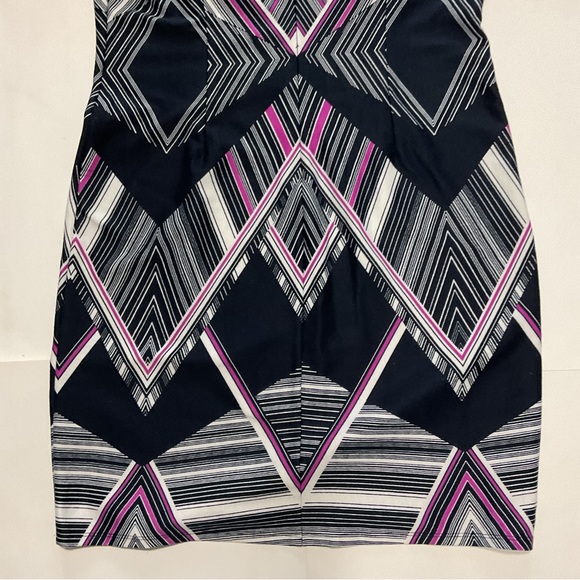 Cato Midi Dress Black White Red Diamond Design Short Sleeve Size 14 - Picture 6 of 16